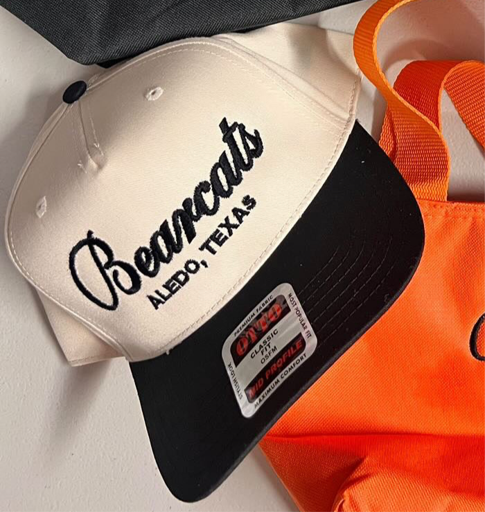 Bearcats hat | cream+ black/black